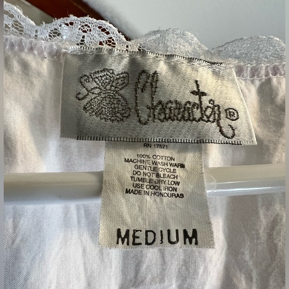 VintageCharacter size M 💯 cotton short sleeve night gown in pale pink. - Picture 9 of 10